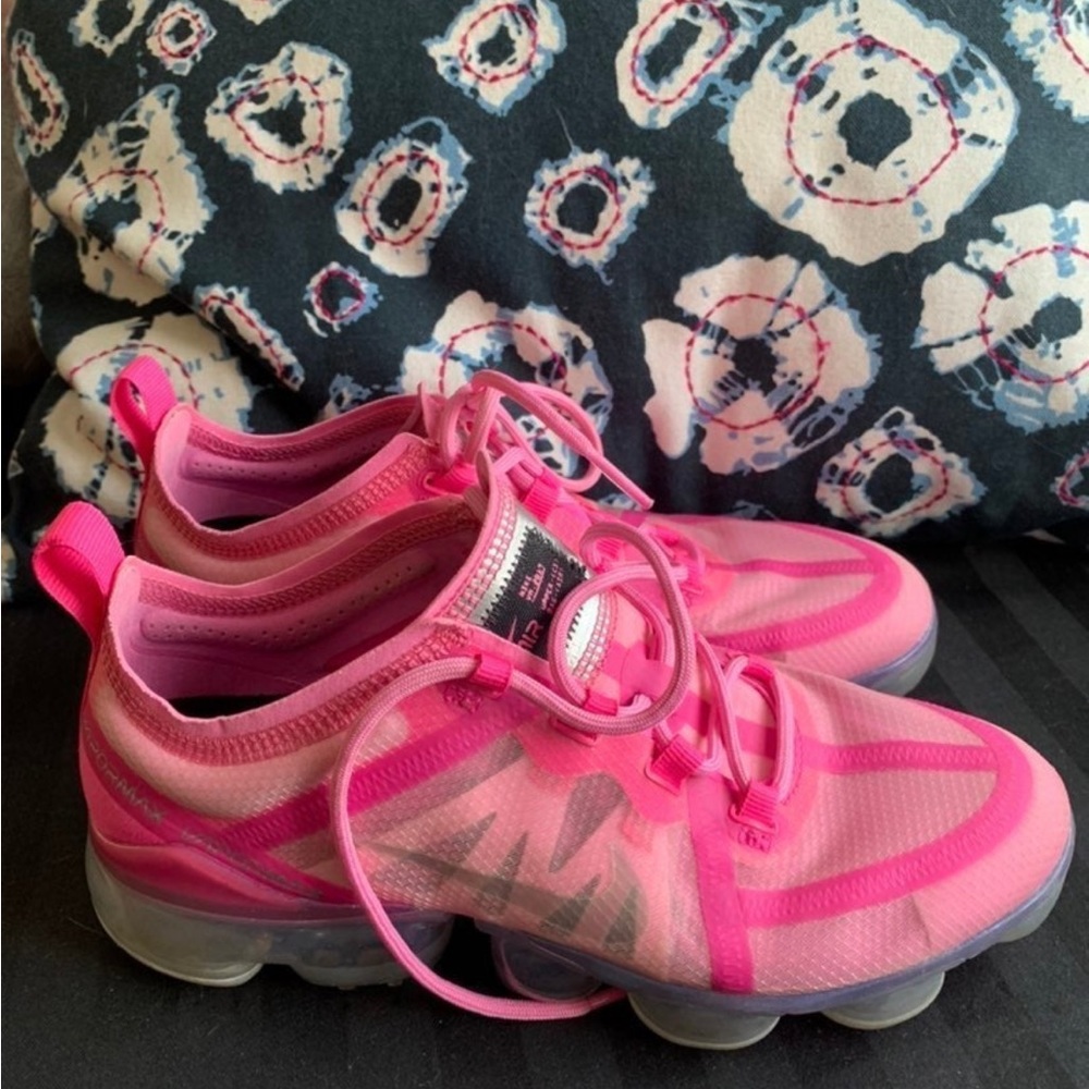 Pink vapormax - Picture 2 of 8